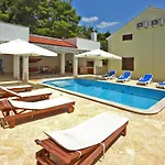 Korcula Villa Prizba